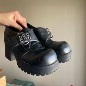 90s/y2k Xhilaration chunky loafers with buckle
